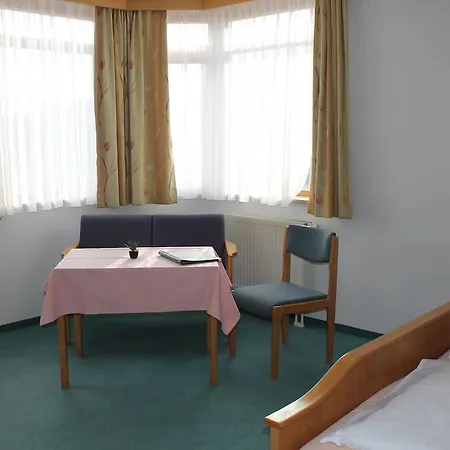 Otel Garni Vogelsang 3*
